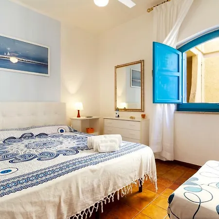 Casa Azul Giardini Naxos